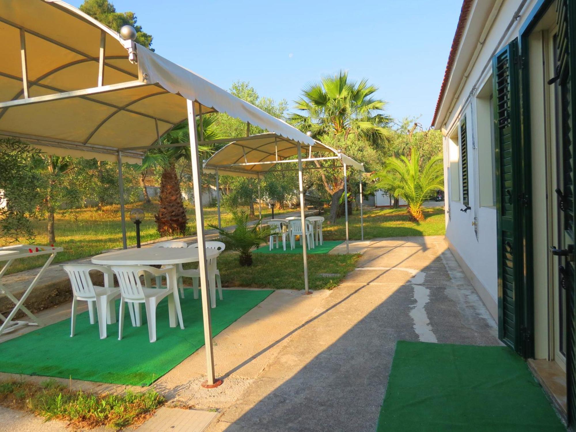 Hotel Residence Villa Ascoli Vieste Exterior photo