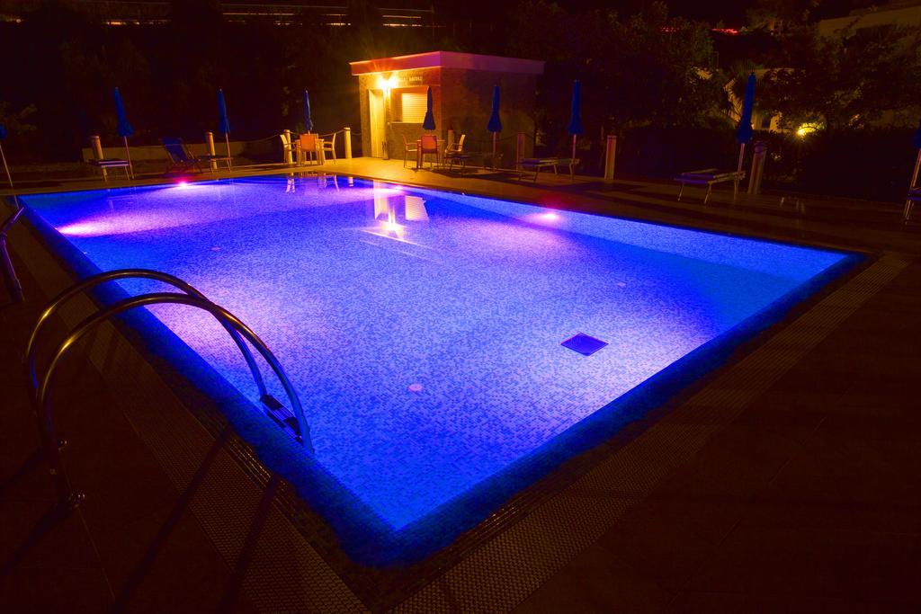 Hotel Residence Villa Ascoli Vieste Exterior photo